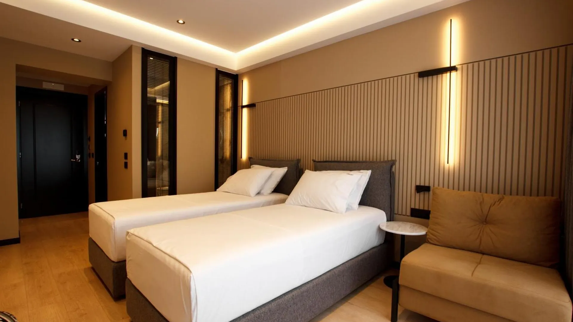 Caramel Boutique Hotel Gjirokaster 3*,